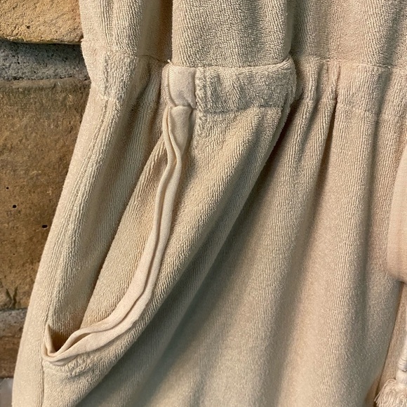 Women’s Tan Jumpsuit Sleeveless Adjustable Tie Waist Cropped Leg Terry large - Picture 11 of 13